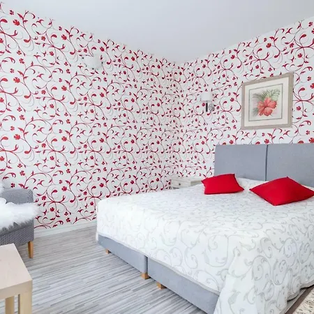 Parus Boutique 3*